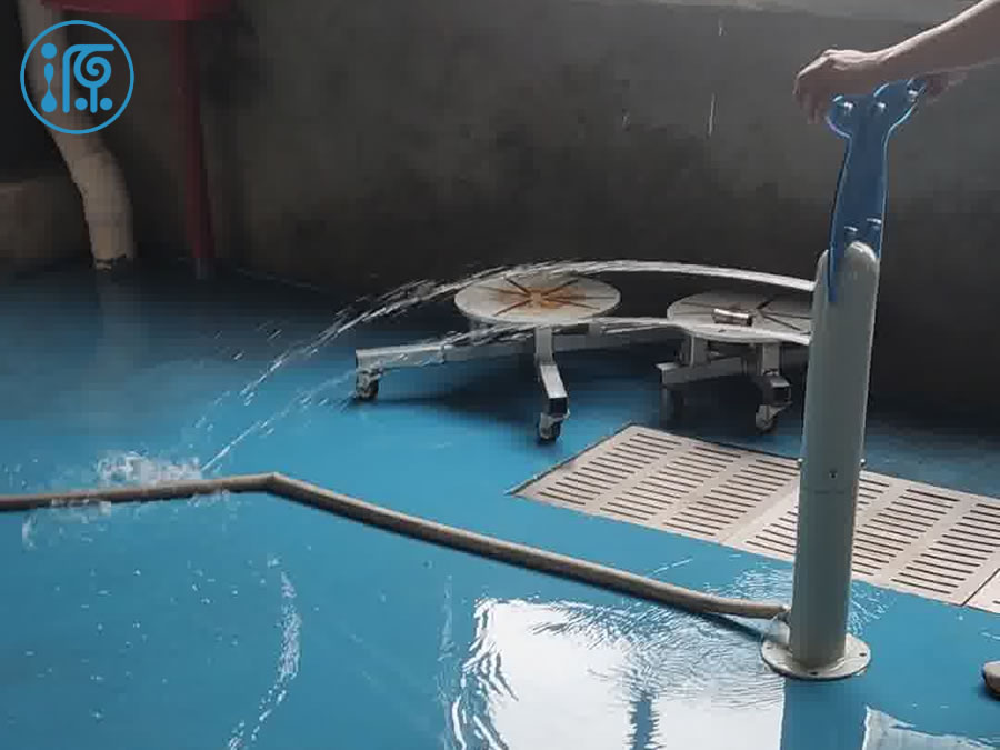 魚(yú)尾水槍