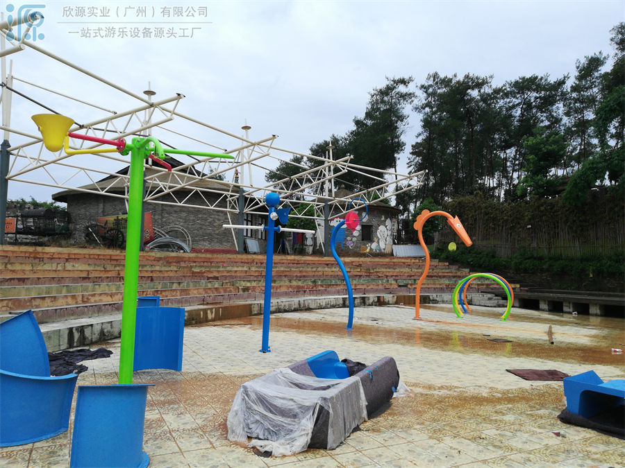 成都室外水上樂(lè )園案例